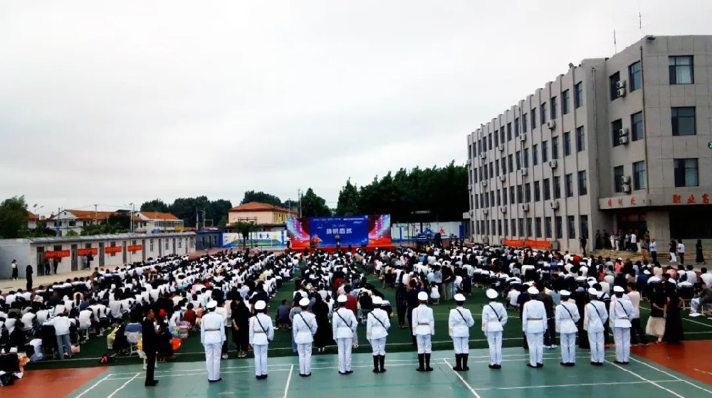 【绿泽在线】十八而志，大任始承——青岛绿泽职业学校2023级成人礼仪式圆满礼成