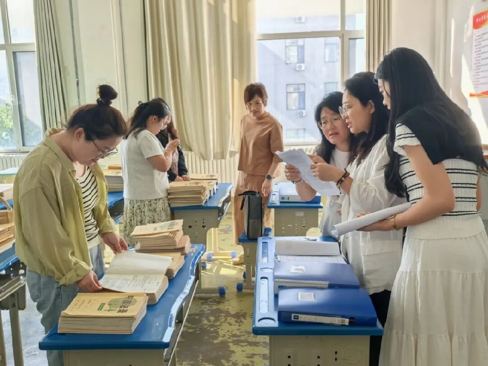 莱西市教研室专家莅临青岛绿泽职业学校开展学期初教学调研